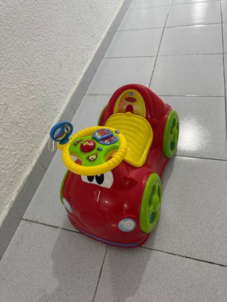 Correpasillos y andador Chicco rojo