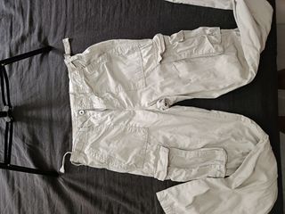 Pantalón Bershka Beige Cargo