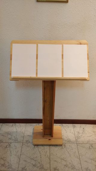 Atril Portamenús Madera 3 Hojas A4