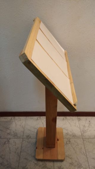 Atril Portamenús Madera 3 Hojas A4