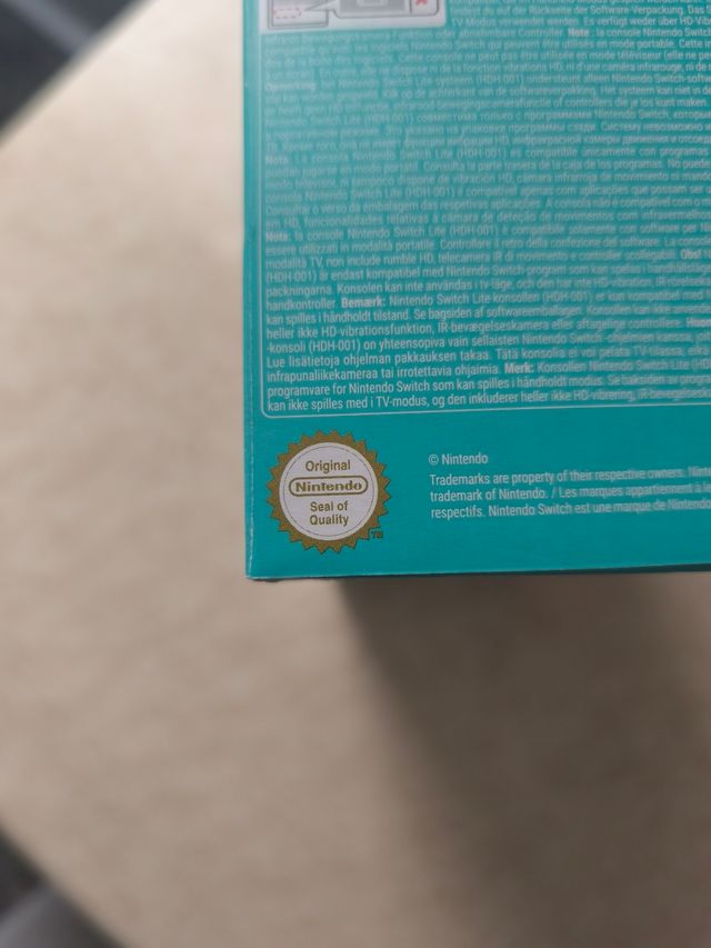 Nintendo Switch Lite NUEVA 