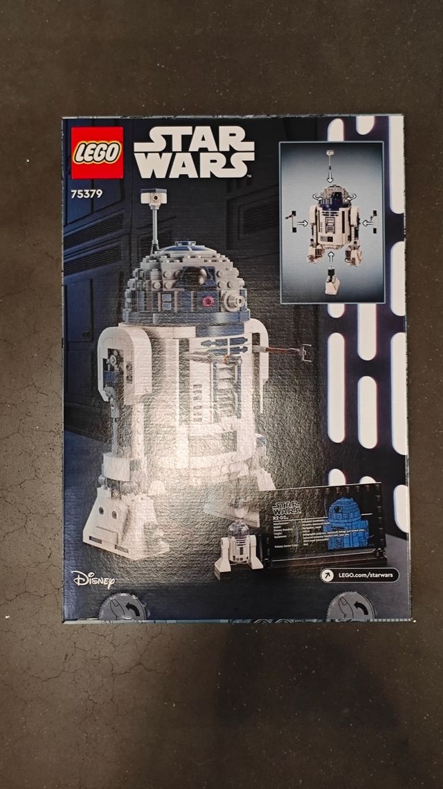 OFERTA LEGO Star Wars R2-D2 75379