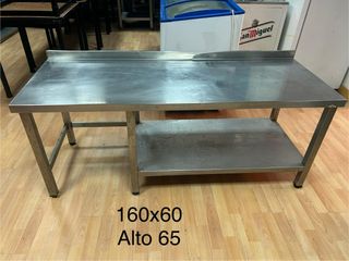 Mesa de acero inoxidable