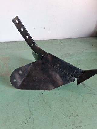 Aporcador extensible para motoazada
