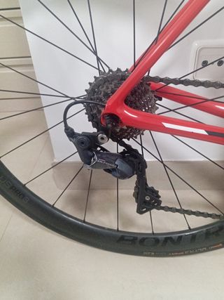 Bicicleta de carretera Trek Roja. Edmonda SL 6.