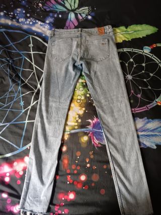 Vaqueros pitillo Zara Talla 34