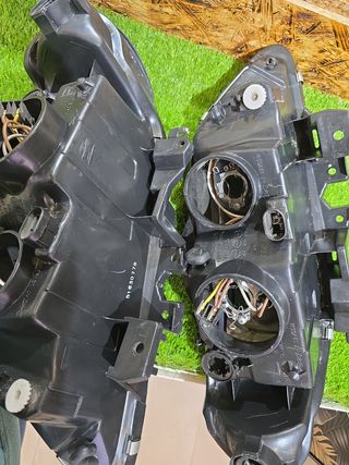 Faros Delanteros Renault Laguna