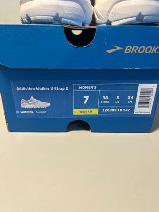 Brooks Addiction Walker V-Strap 2 Donna bianco