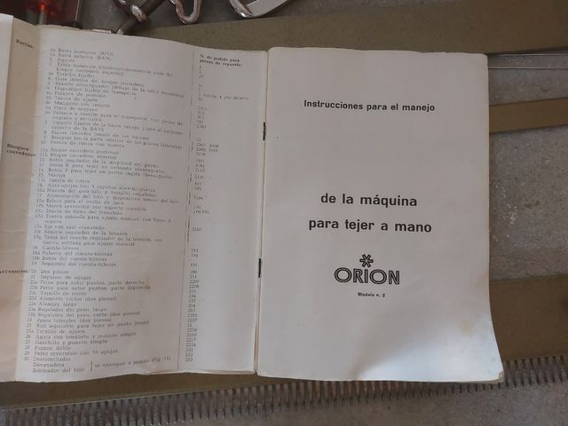 Máquina de tejer Orion antigua