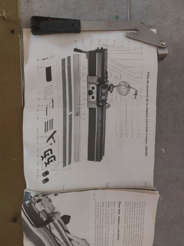 Máquina de tejer Orion antigua