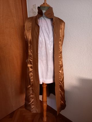 Abrigo-gabardina cuero