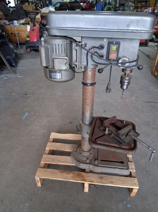 Taladro de columna
