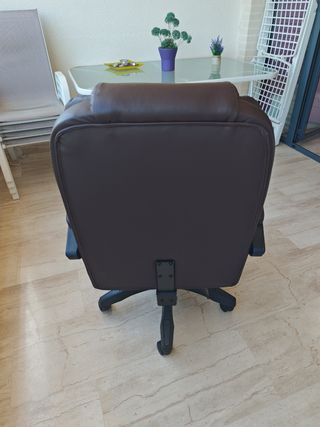 Sillón de Director Negro sin uso prácticamente