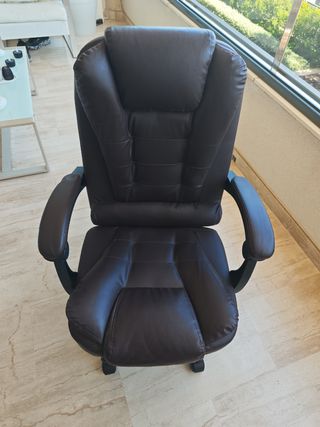 Sillón de Director Negro sin uso prácticamente