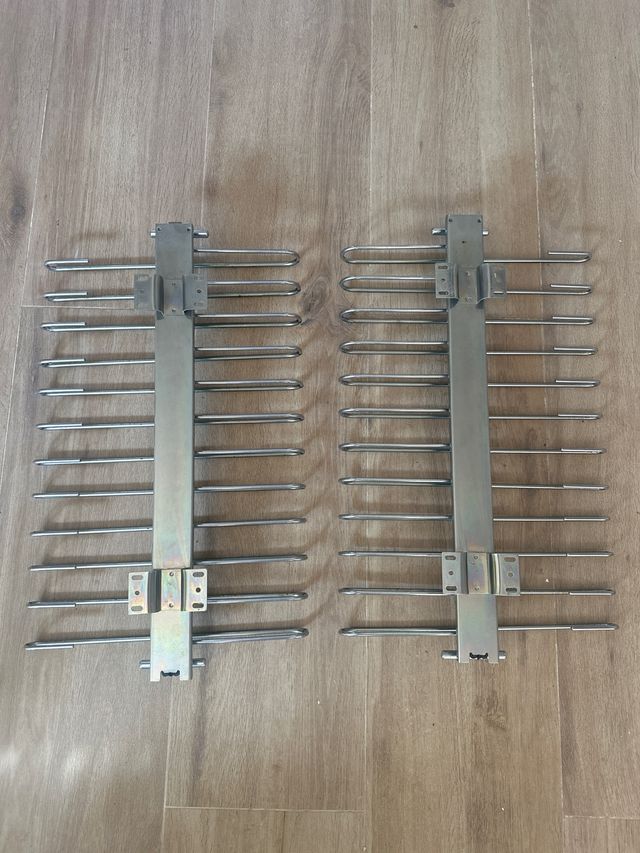 Pantalonero extraíble metálico