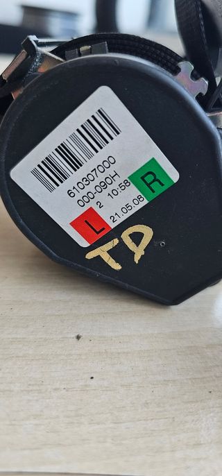 Cinturón trasero derecho Audi A4