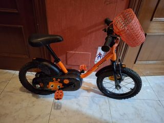 Bicicleta infantil Btwin naranja