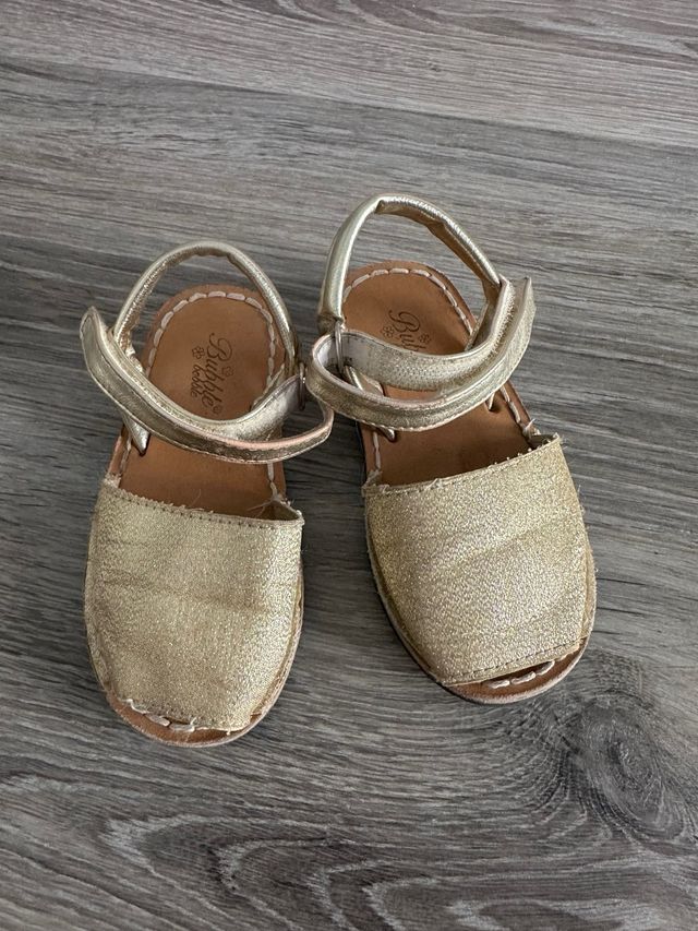 Menorquinas doradas T.24