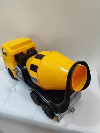 Camión Hormigonera Grande Amarillo