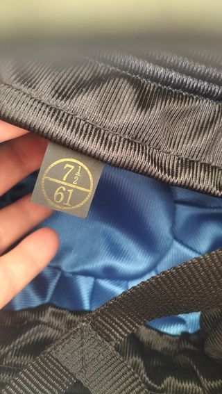 Casco de montar a caballo