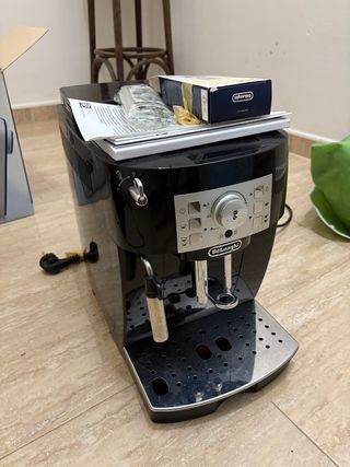 Cafetera DeLonghi ECAM20