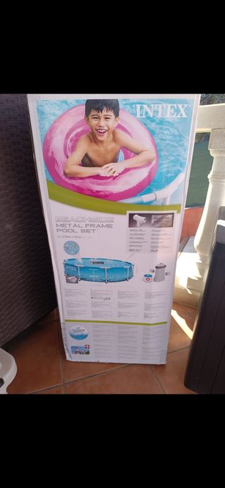 Piscina desmontable con funda protectora