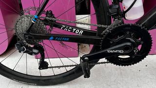 Bicicleta de carretera Factor O2 VAM T56