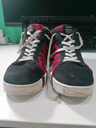 Zapatos skate estampado Shein Rojo Negro talla 40