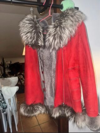Abrigo de piel natural caliente