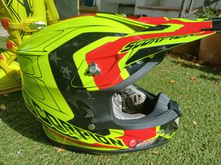 Botas Motocross Acerbis y Casco Scorpion