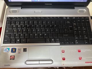 Portátil Toshiba Satellite L500-1UT 15.6