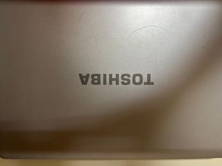 Portátil Toshiba Satellite L500-1UT 15.6