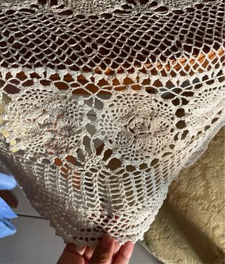 Tovaglia uncinetto rotonda beige/bianca