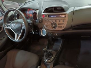Honda Jazz 1.4 i-VTEC ELEGANCE