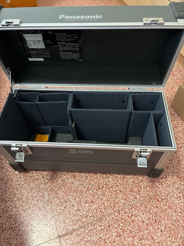 Videocámara Panasonic MS1 + Accesorios