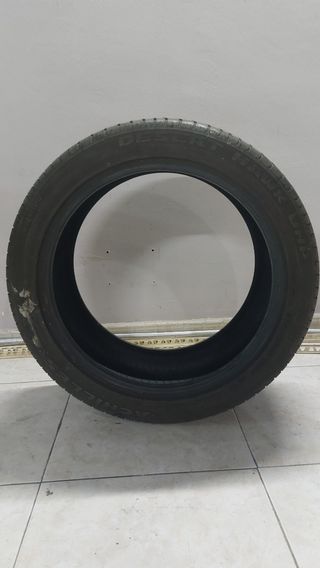 Neumático 275/40R20