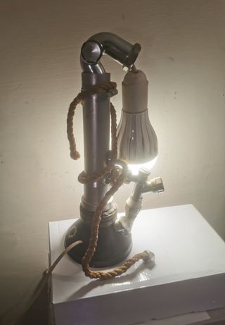 Lampada da tavolo vintage stile industrial