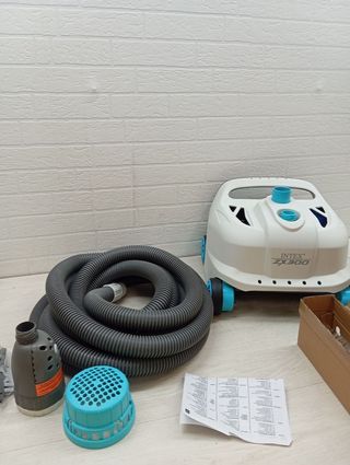 Aspirador limpiafondos Intex ZX300