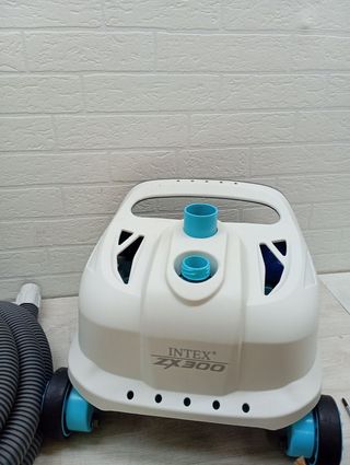 Aspirador limpiafondos Intex ZX300