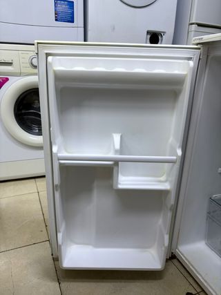 Frigorífico pequeño Corberó