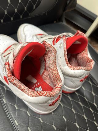 Zapatillas Nike Air Blancas y Rojas