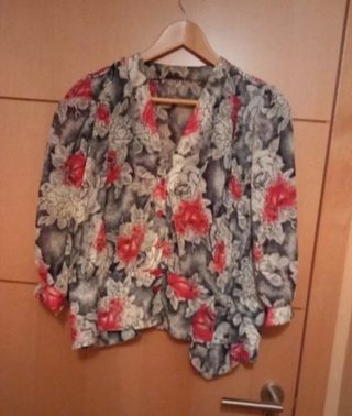 Traje floral