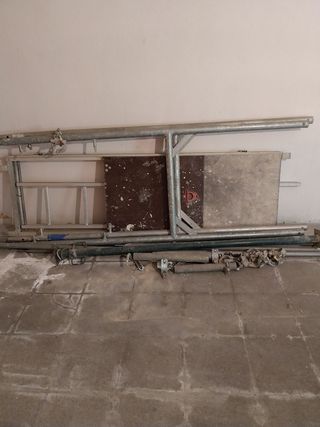 Cuerpo de andamio metálico669861371