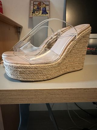 Sandalias ASOS Beige Cuña Transparente