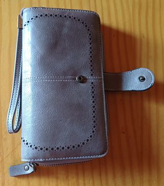 Monedero/Billetera Gris Mujer