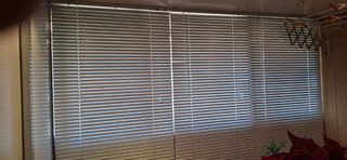 Tende veneziane bianche poco utili