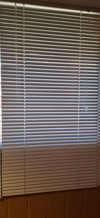 Tende veneziane bianche poco utili