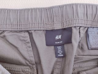 Pantalón cargo H&M verde