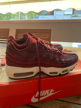 Nike Air Max borde Taglia 38 indossate poche volte