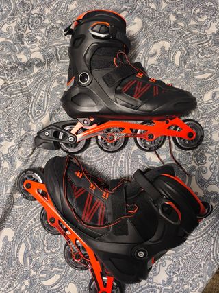 Patines en línea Oxelo negros y naranjas